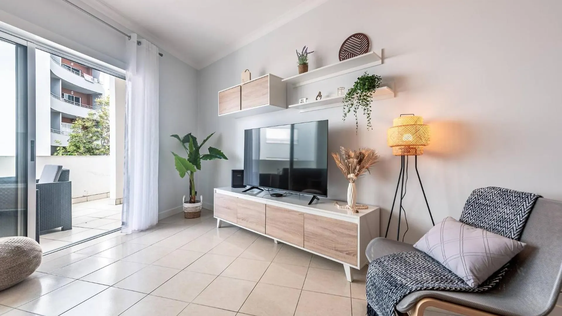 Apartment Seaescape Hideaway Portimao - Comfortable & Cozy Portugal