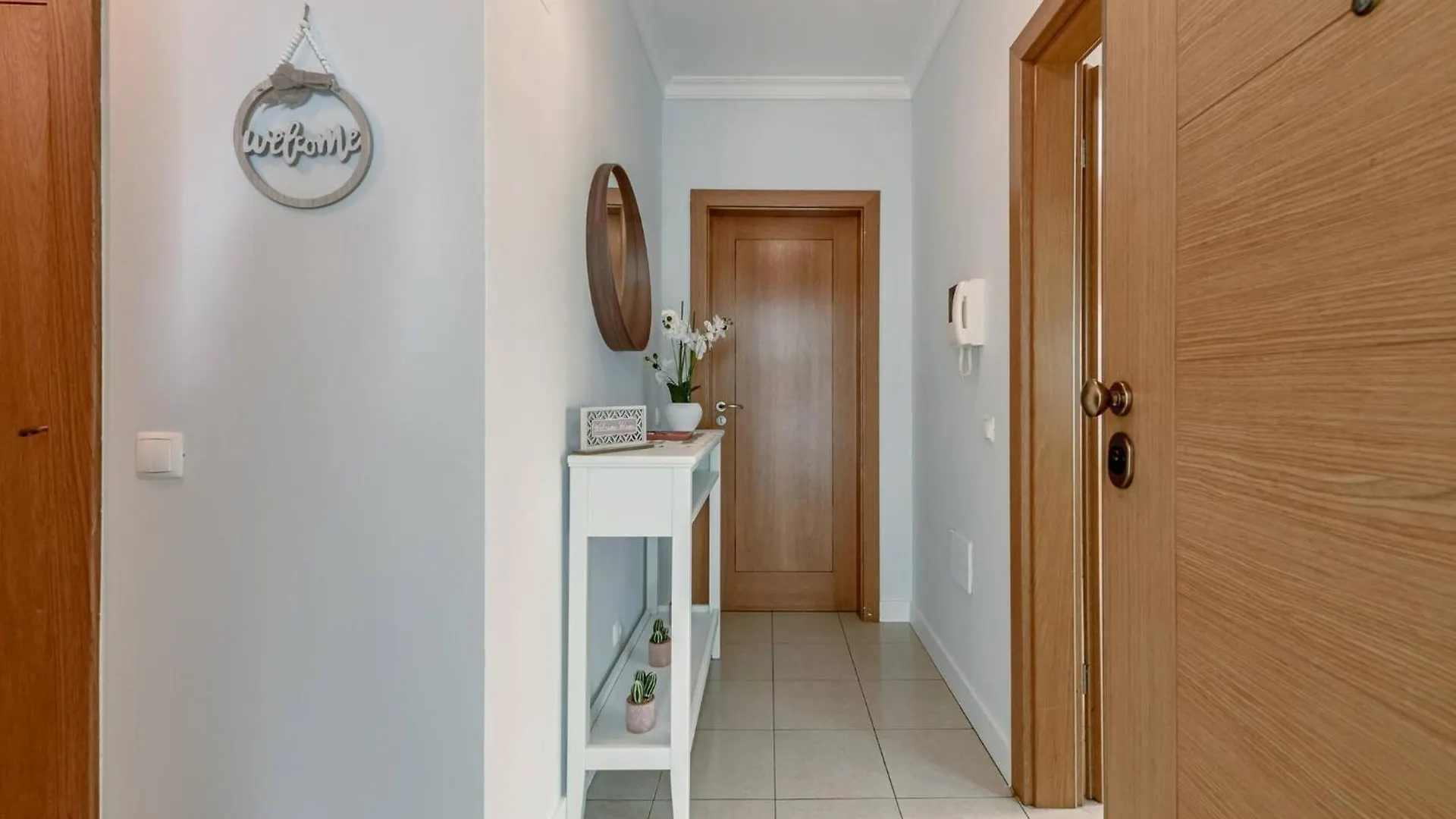 Apartment Seaescape Hideaway Portimao - Comfortable & Cozy Portugal